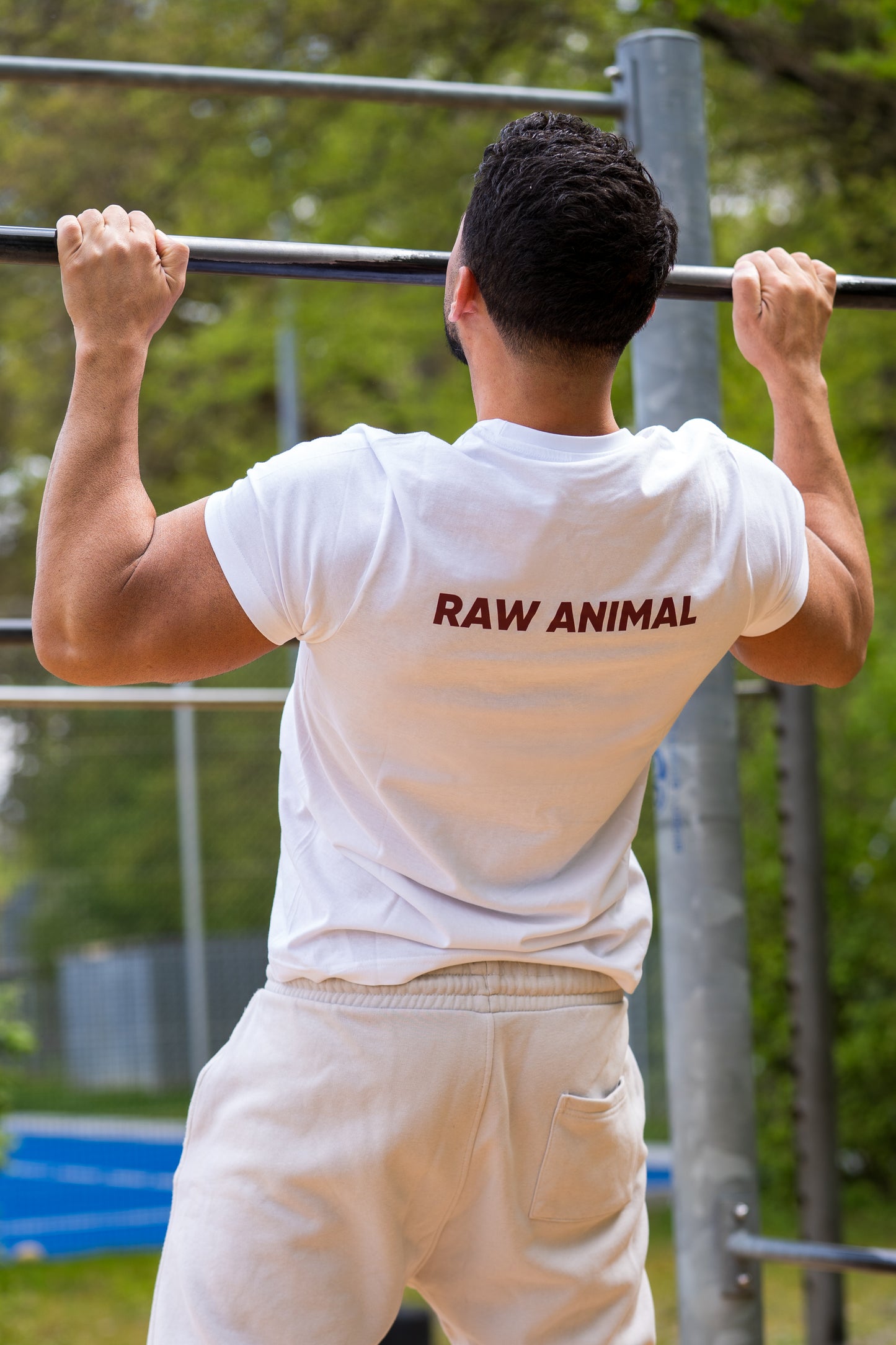 La Camiseta Raw Animal en Blanco Clásico